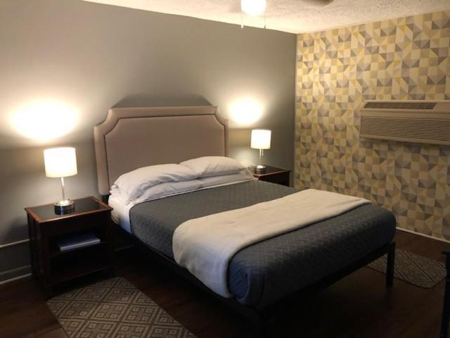 Nightshade Inn & Gardens Camillus 외부 사진